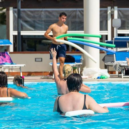 Hotel Tokio Village - Azzurro Club Lido Di Savio Εξωτερικό φωτογραφία