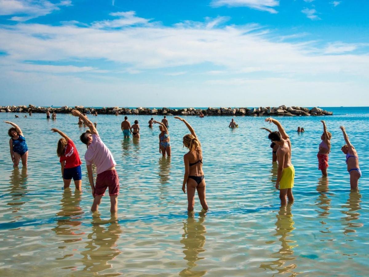Hotel Tokio Village - Azzurro Club Lido Di Savio Εξωτερικό φωτογραφία