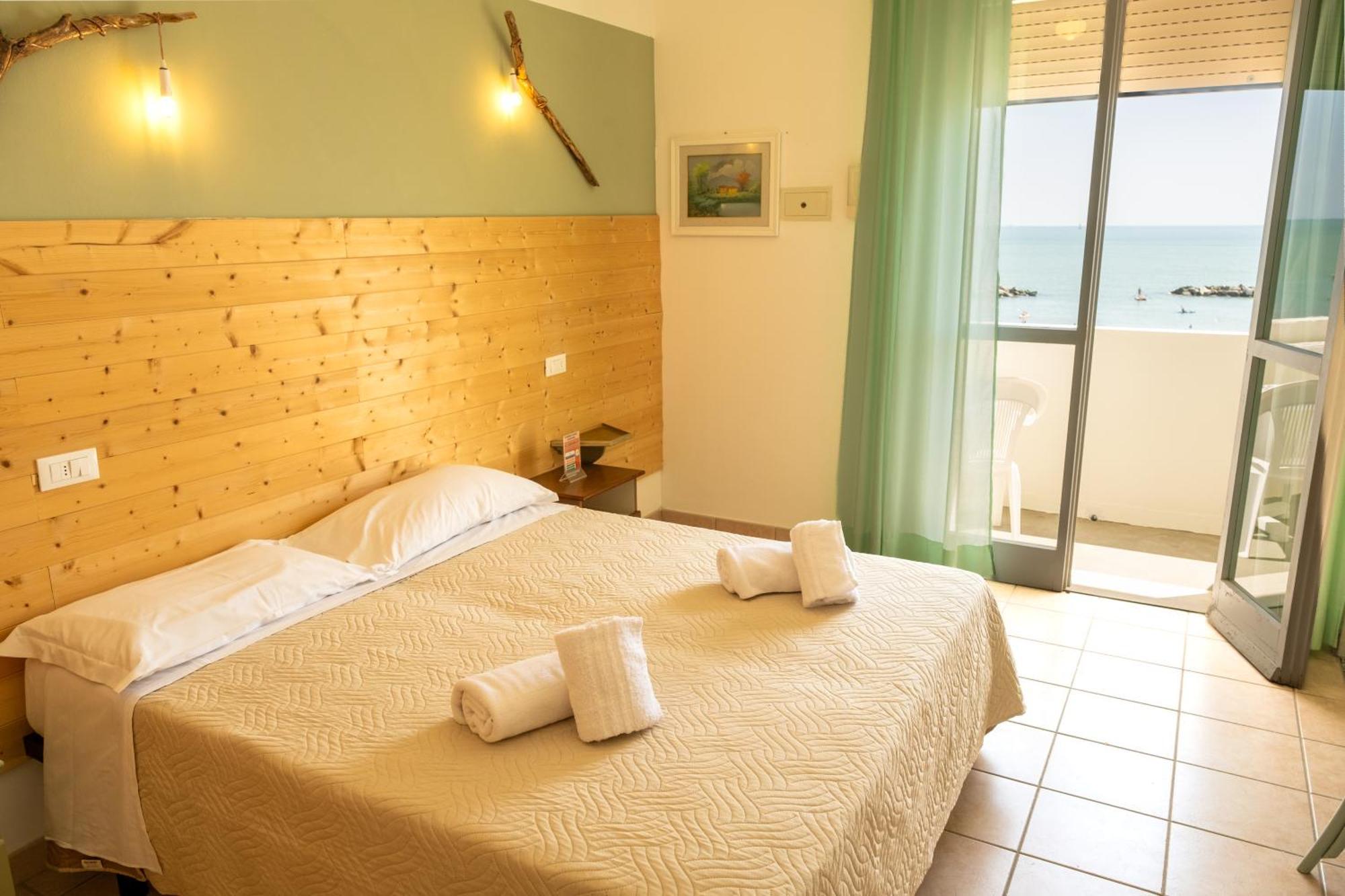 Hotel Tokio Village - Azzurro Club Lido Di Savio Εξωτερικό φωτογραφία