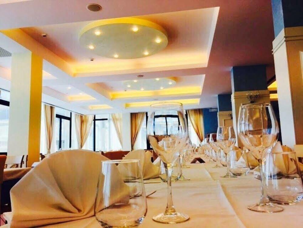 Hotel Tokio Village - Azzurro Club Lido Di Savio Εξωτερικό φωτογραφία